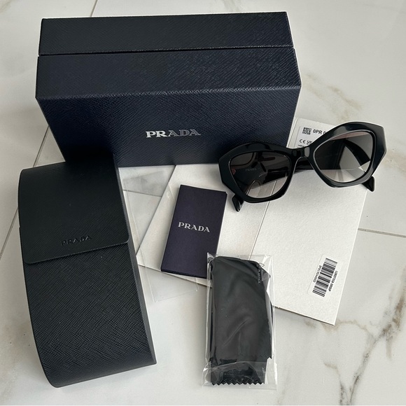 Prada PR 07YS Women’s Rectangular Sunglasses - Picture 1 of 10